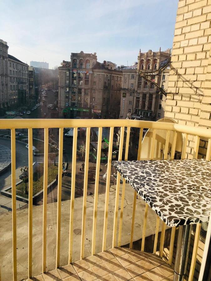 Appartement Amazing View Of Maydan! à Kiev Extérieur photo