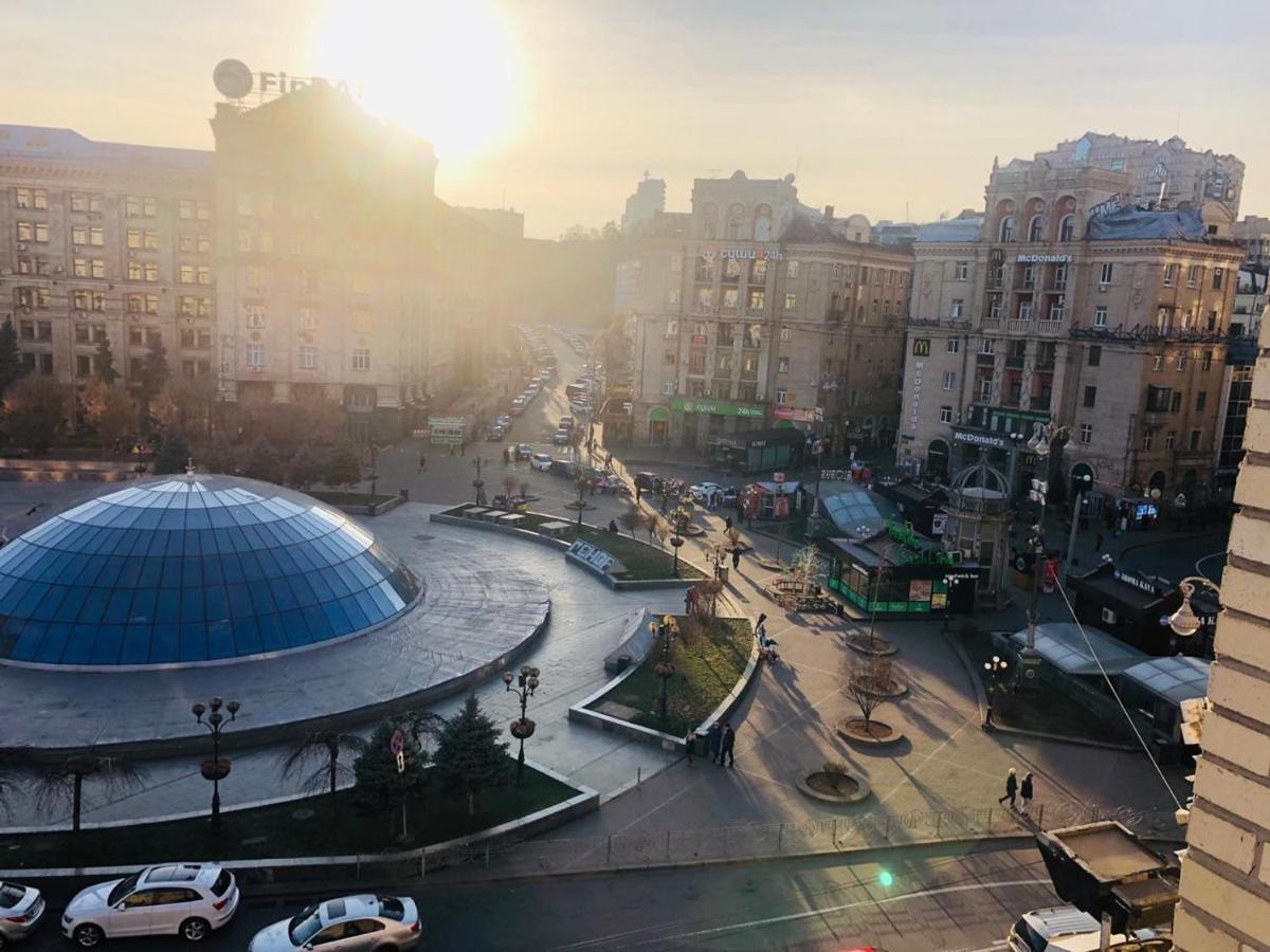 Appartement Amazing View Of Maydan! à Kiev Extérieur photo