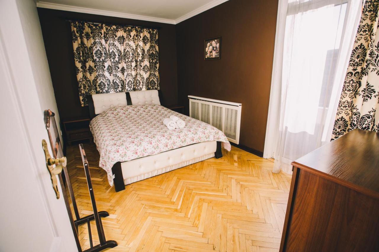 Appartement Amazing View Of Maydan! à Kiev Extérieur photo