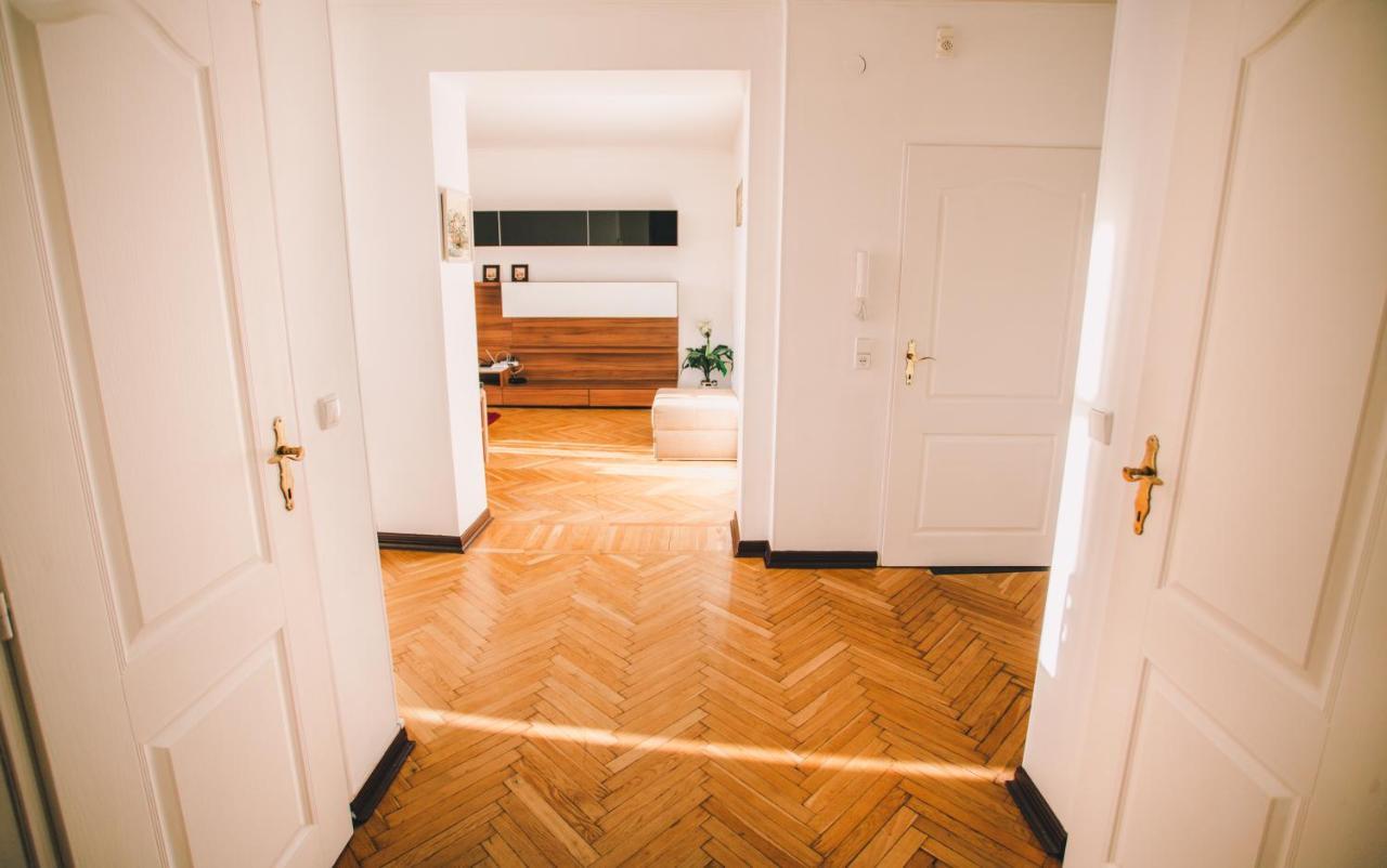 Appartement Amazing View Of Maydan! à Kiev Extérieur photo